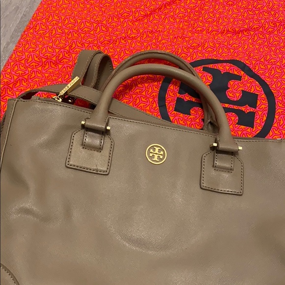 Tory Burch - Picture 2 of 8